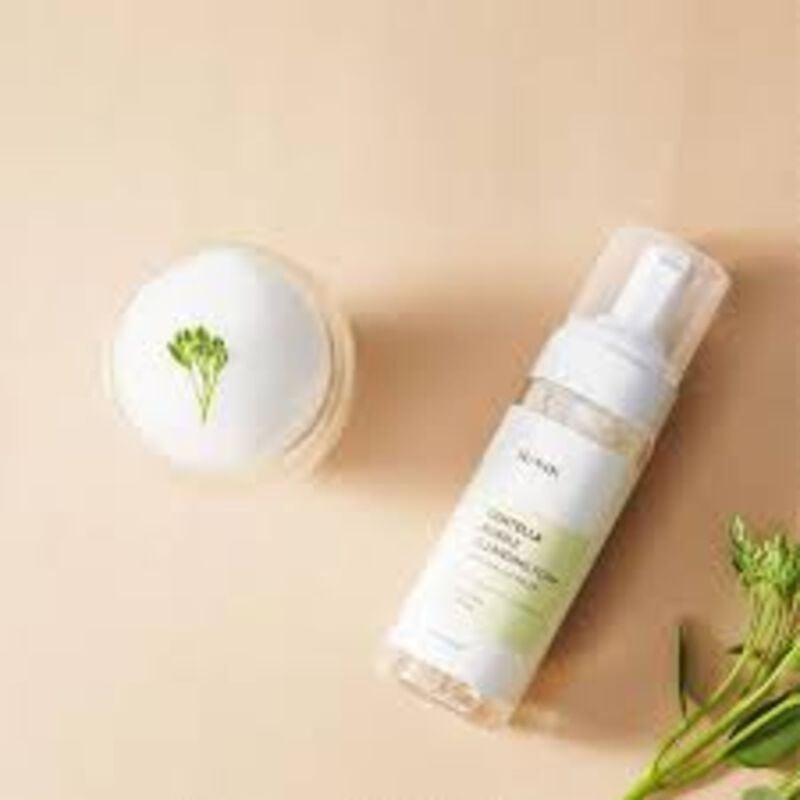 iUNIK Centella Bubble Cleansing Foam (150ml) - Kiyoko Beauty