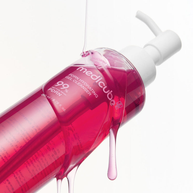 Medicube PDRN Hydrating Foam Cleanser (200ml)