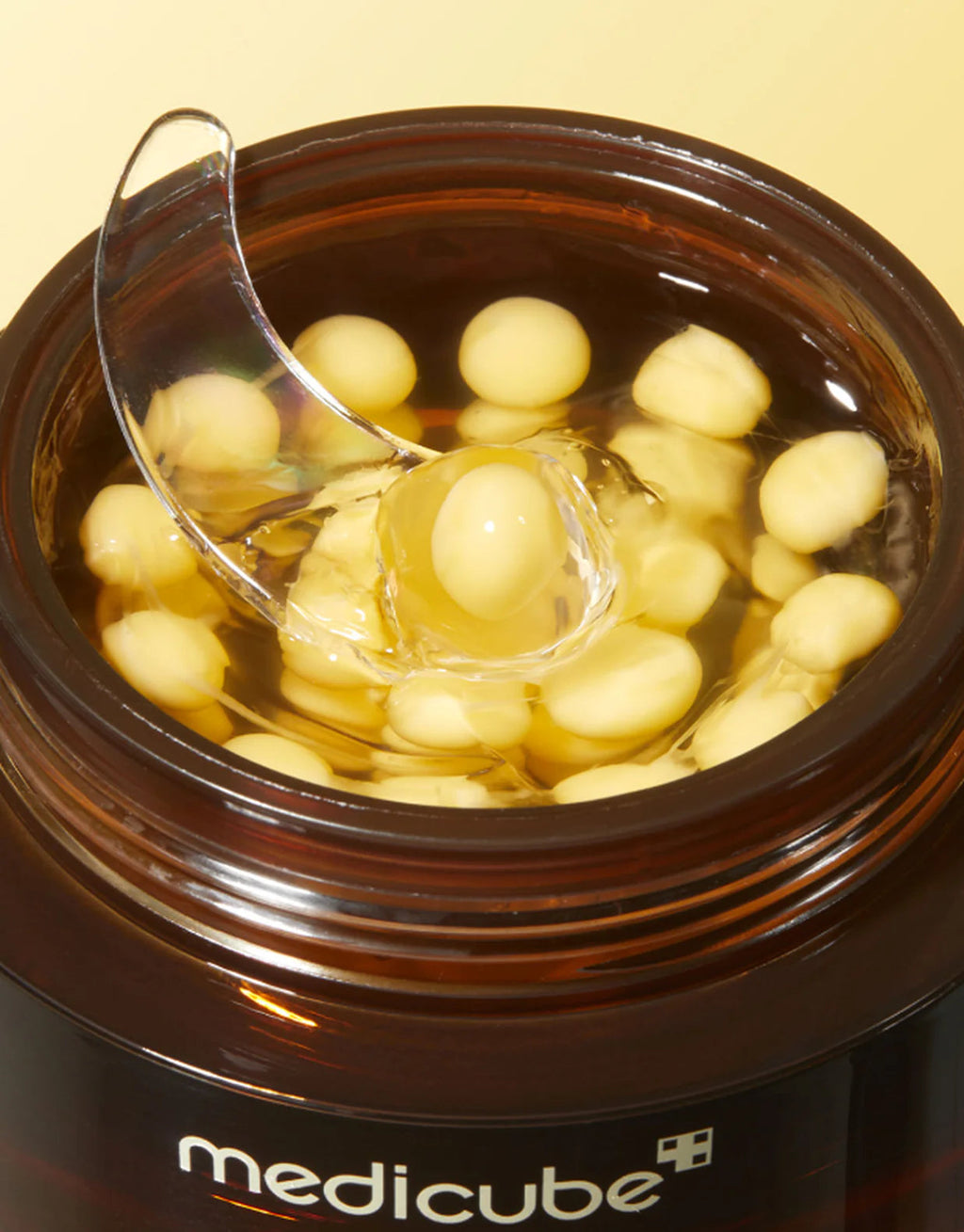 Medicube Deep Vita C Capsule Cream (55g) - Kiyoko Beauty