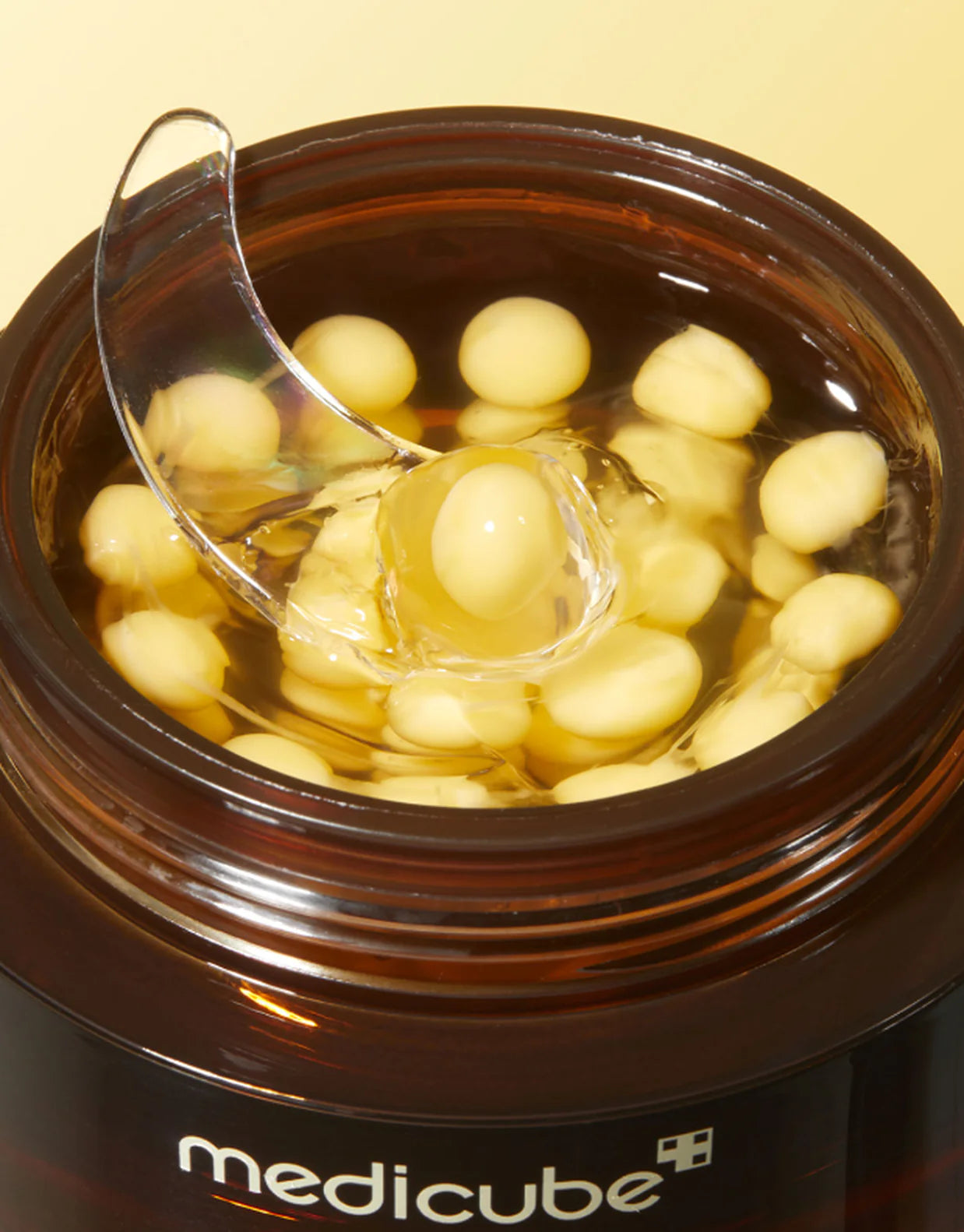 Medicube Deep Vita C Capsule Cream (55g) - Kiyoko Beauty