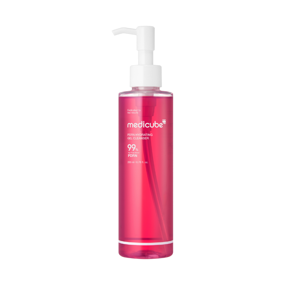 Medicube PDRN Hydrating Foam Cleanser (200ml) - Kiyoko Beauty