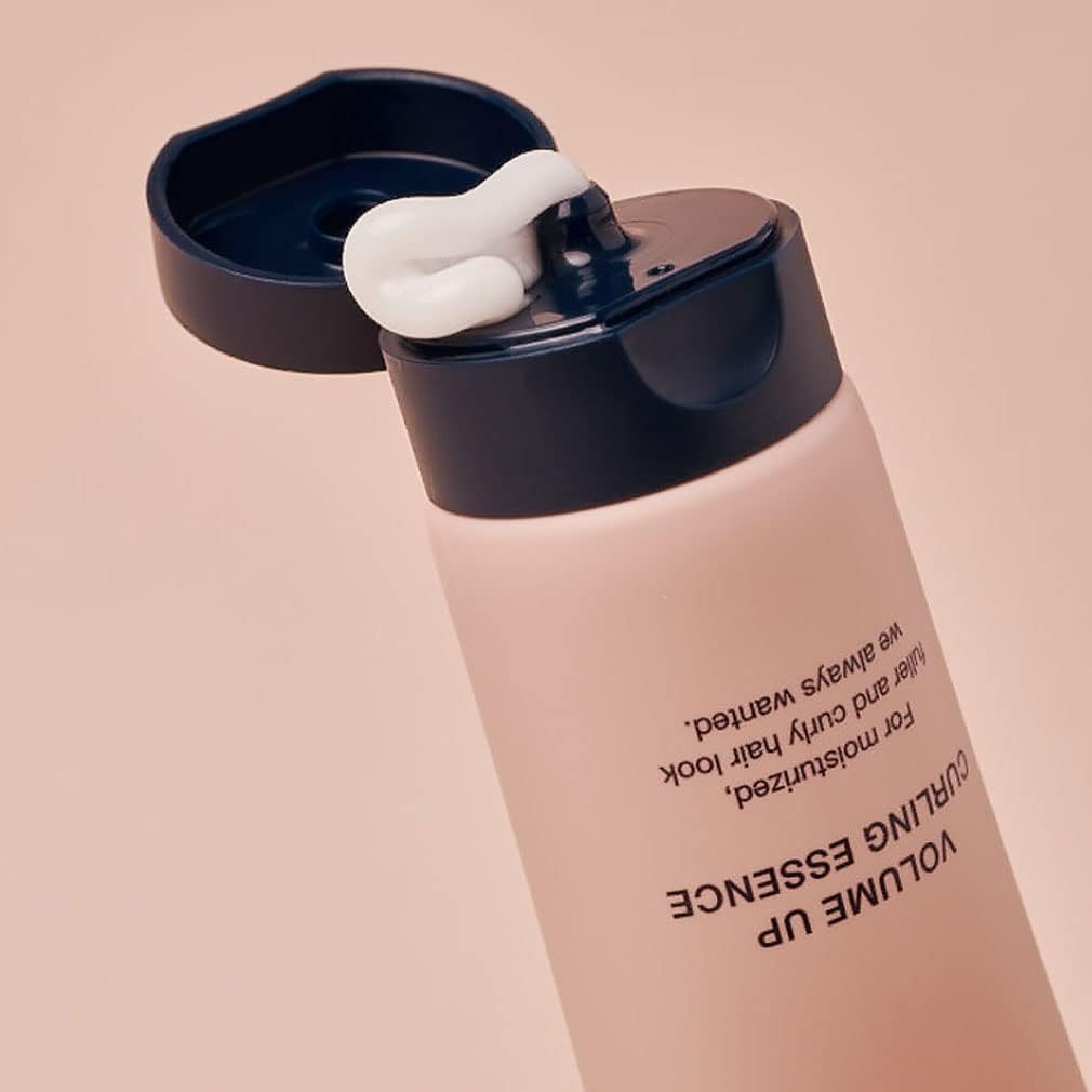 UNOVE Volume Up Curling Essence (147ml) - Kiyoko Beauty