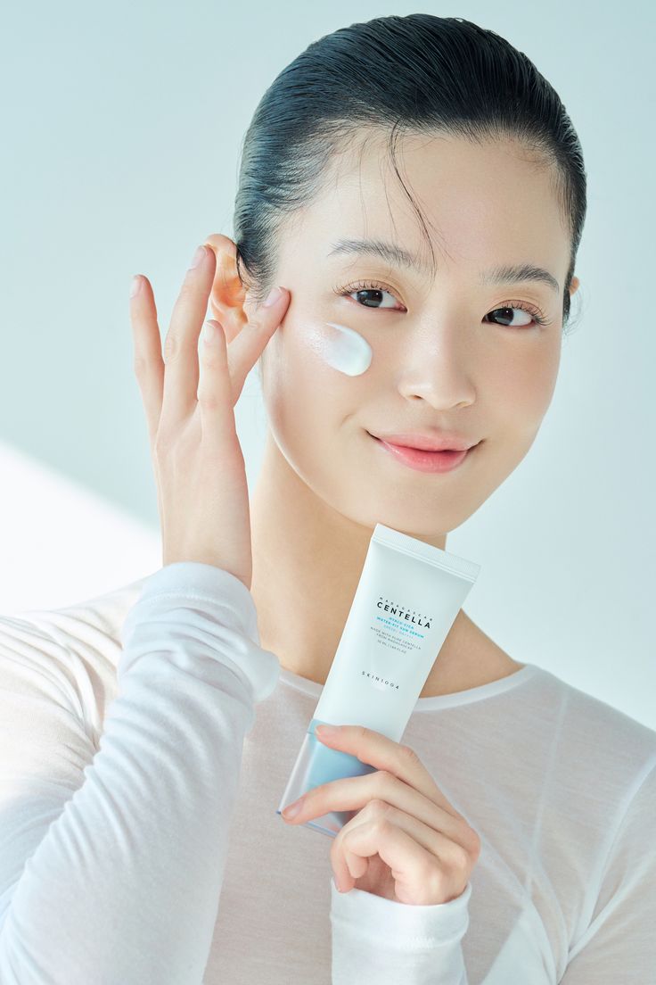 SKIN1004 Madagascar Centella Hyalu-Cica Water-Fit Sun Serum UV (50ml)