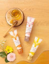 &honey Creamy Moist Hand Cream (50g)