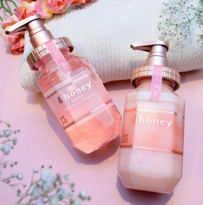 &honey Melty Moist Repair Hair Treatment 2.0 (445ml) - Kiyoko Beauty